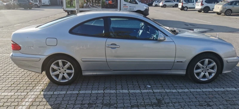 Mercedes-Benz CLK 200 Kompressor LPG, снимка 3 - Автомобили и джипове - 52351029