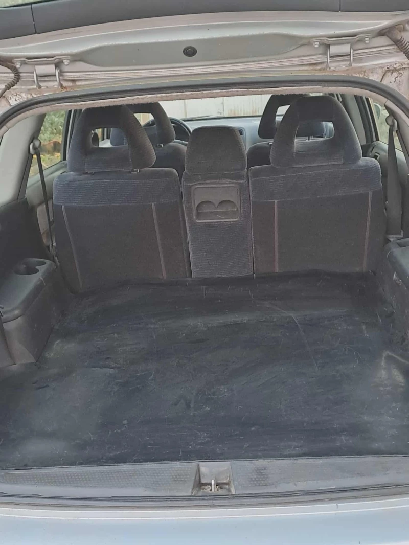 Honda Stream, снимка 14 - Автомобили и джипове - 52580755