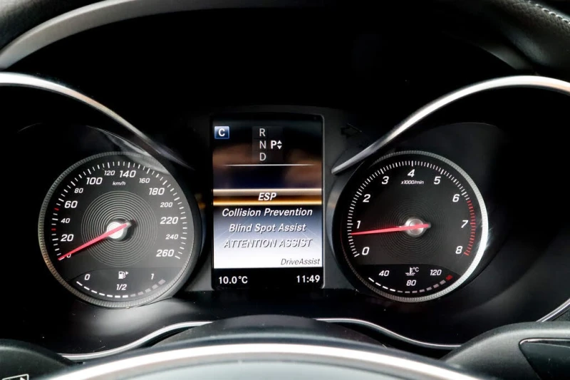 Mercedes-Benz C 300 AMG PACK* BURMASTER* AMBIENT* KEYLESS GO* 4MATIC, снимка 10 - Автомобили и джипове - 52584408