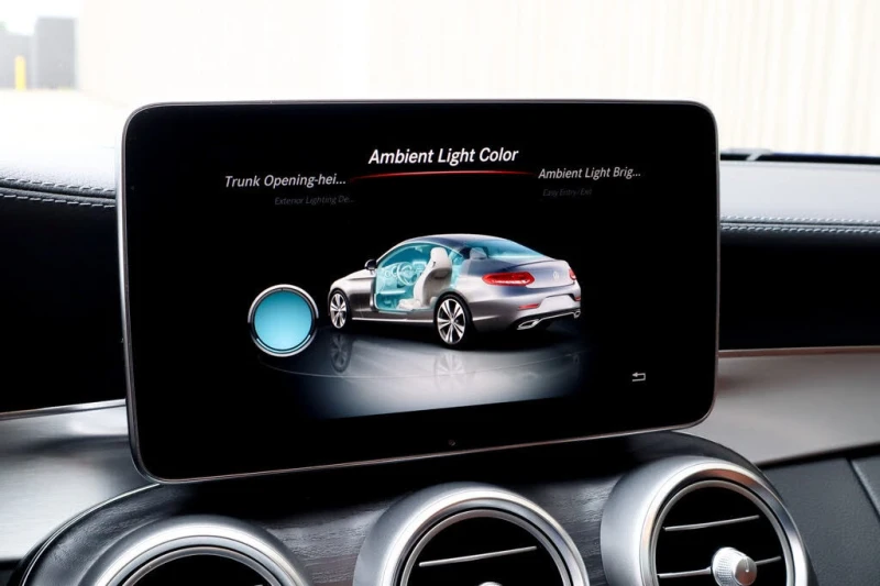 Mercedes-Benz C 300 AMG PACK* BURMASTER* AMBIENT* KEYLESS GO* 4MATIC, снимка 15 - Автомобили и джипове - 52584408