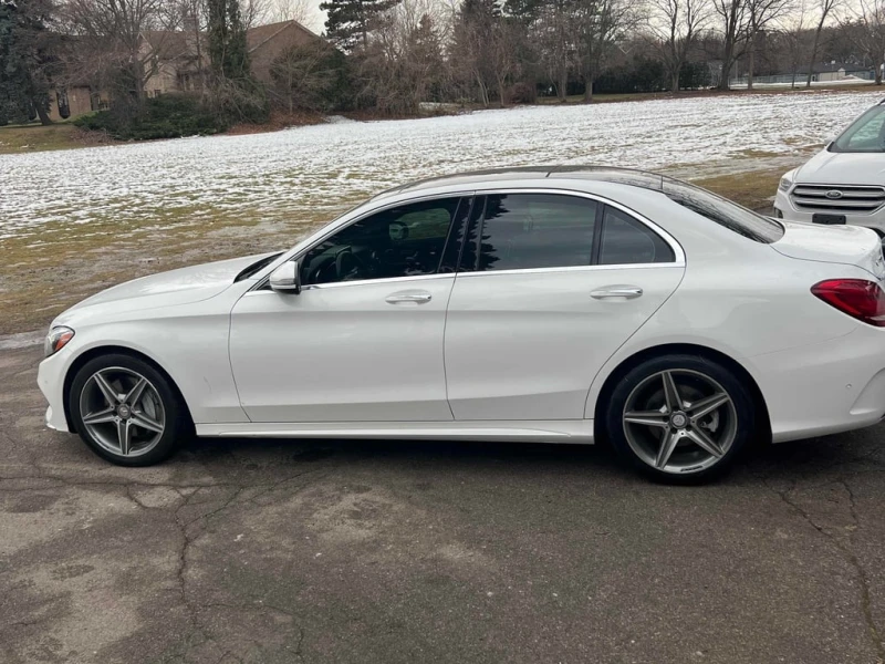 Mercedes-Benz C 300 2016 4MATIC * БЕЗ ПЪРВОНАЧАЛНА ВНОСКА* , снимка 3 - Автомобили и джипове - 52842983