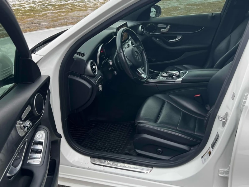 Mercedes-Benz C 300 2016 4MATIC * БЕЗ ПЪРВОНАЧАЛНА ВНОСКА* , снимка 8 - Автомобили и джипове - 52842983