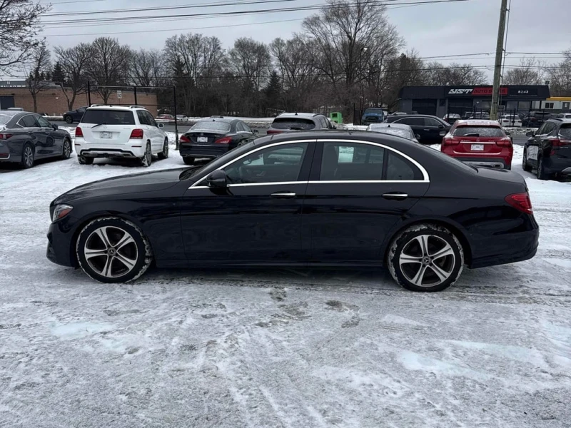 Mercedes-Benz E 300 * CARFAX * БЕЗ ПЪРВОНАЧАЛНА ВНОСКА, снимка 2 - Автомобили и джипове - 52968736