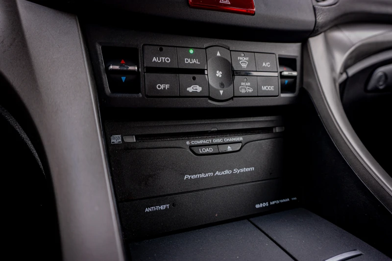 Honda Accord 2.0 i-VTEC С ГАРАНЦИЯ! ТОП!!!, снимка 12 - Автомобили и джипове - 53178492