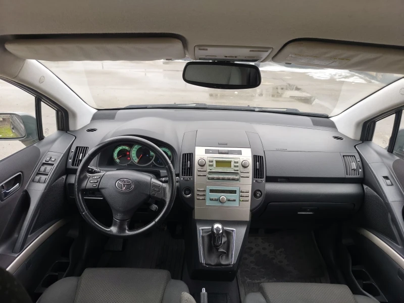 Toyota Corolla verso 1.8i 16V ТОП!!! , снимка 12 - Автомобили и джипове - 53218996