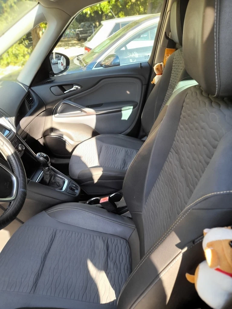 Opel Zafira, снимка 13 - Автомобили и джипове - 52656404