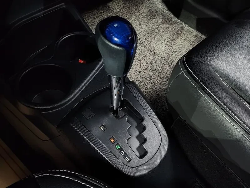Toyota Prius C 1.5 Hybrid, снимка 9 - Автомобили и джипове - 55833763