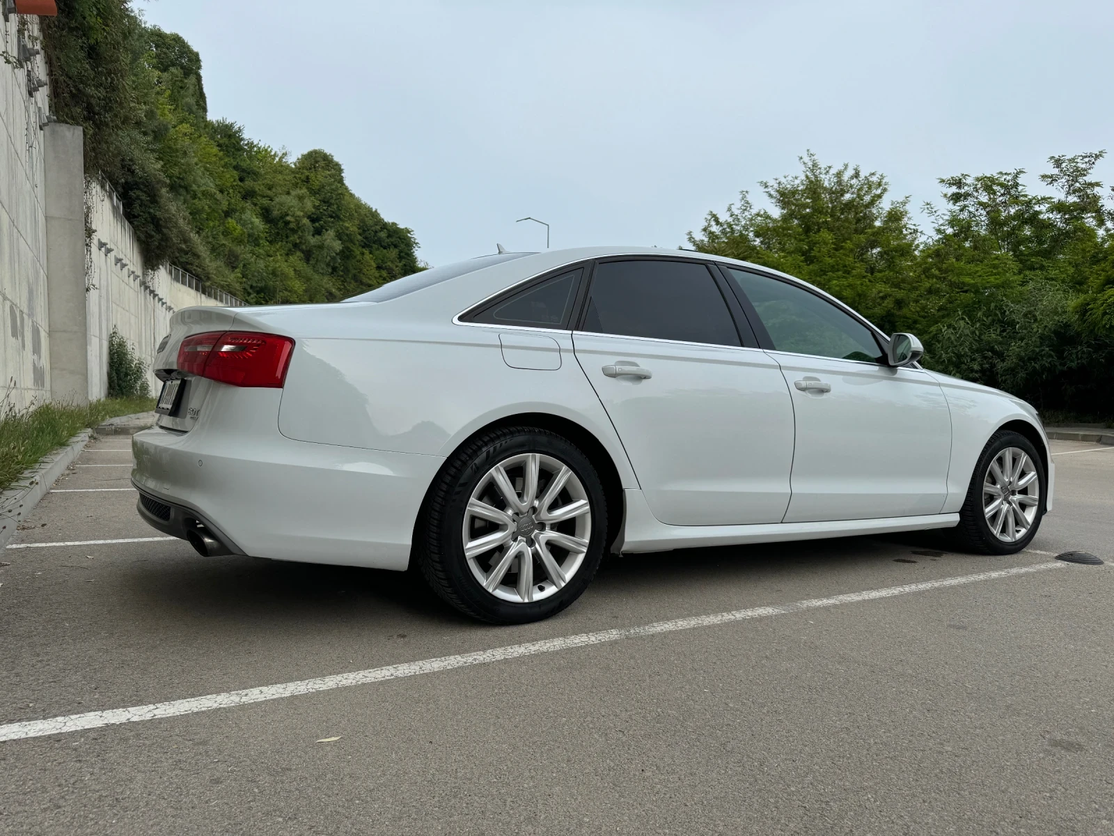 Audi A6 3.0T Quattro / Supercharged / KEYLESS / Matrix - изображение 4