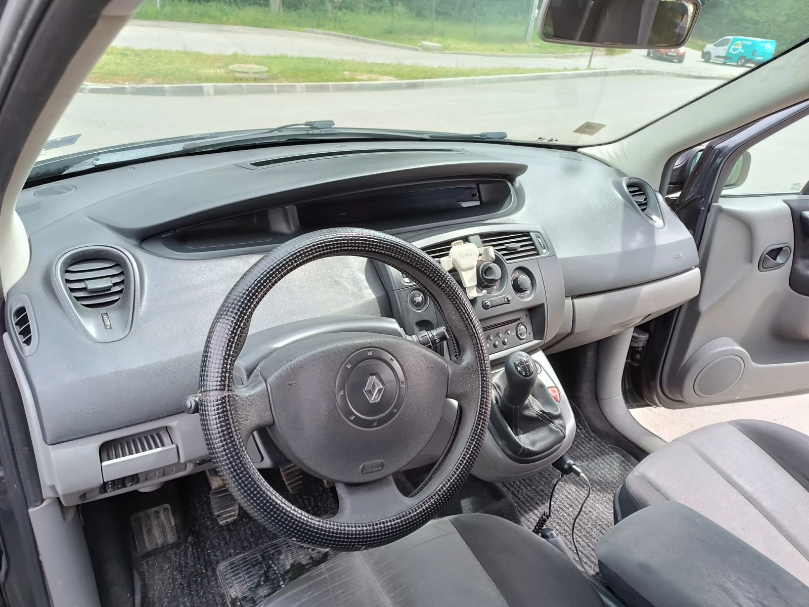 Renault Scenic  - изображение 10