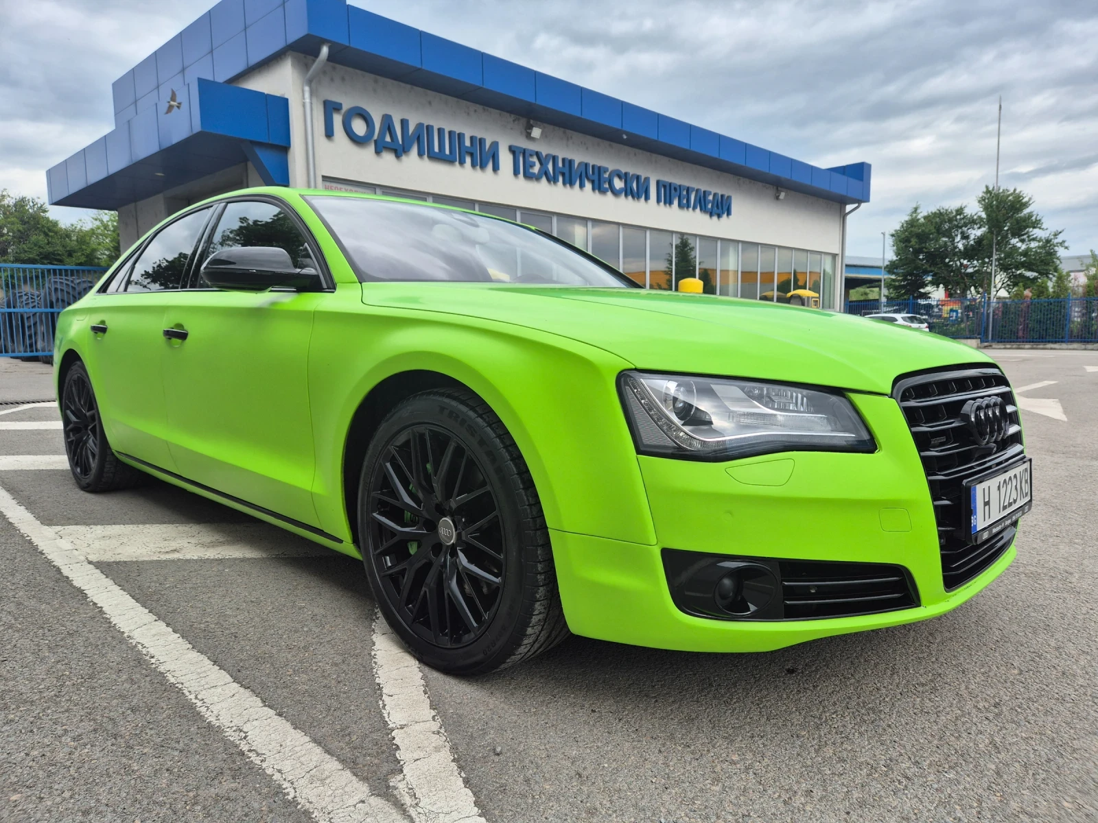 Audi A8 3.0 V 6 TDI 2012г. - изображение 3