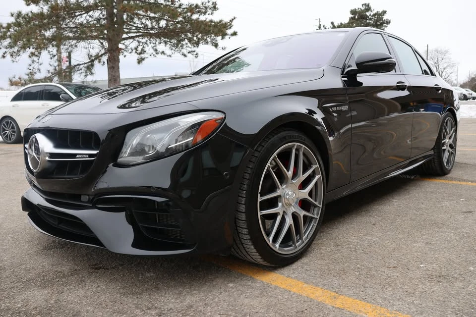 Mercedes-Benz E 63 AMG * 4-MATIC+ * * FULL EXTRAS* АвтоКредит(ЦЕНА ДО БГ) - изображение 3