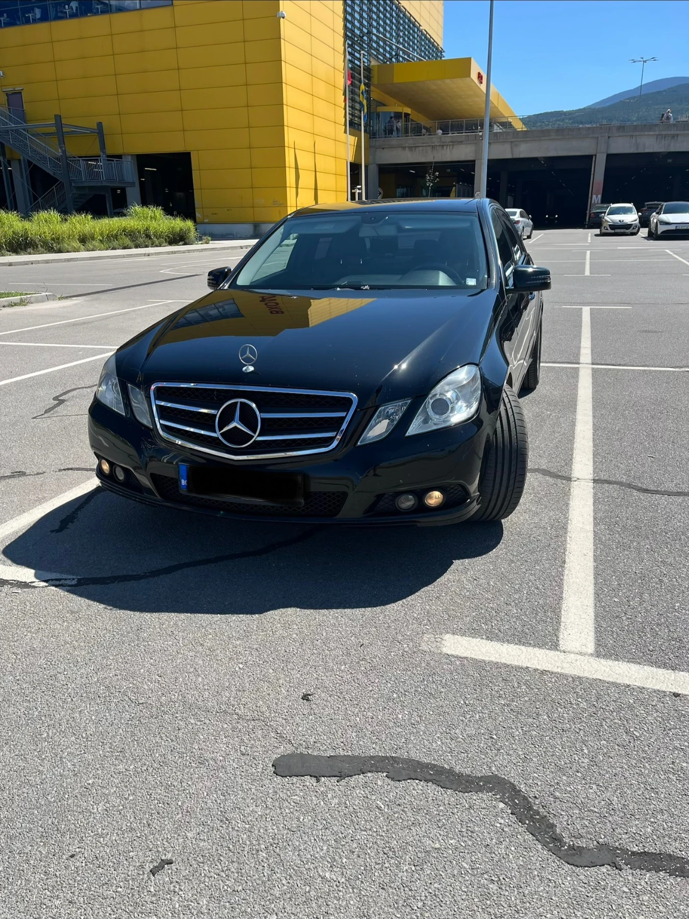 Mercedes-Benz E 200 E 200