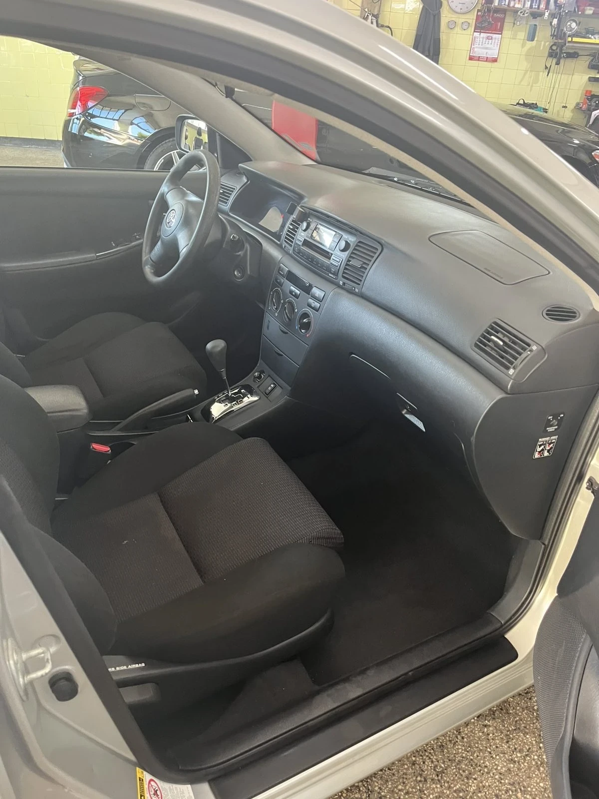 Toyota Corolla Хечбег - изображение 4