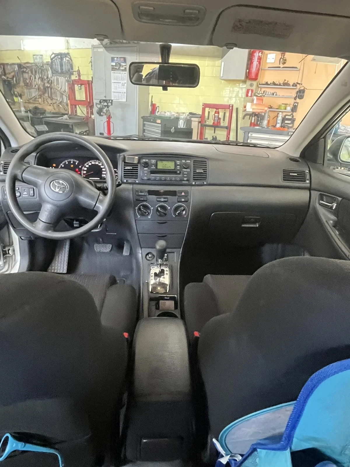 Toyota Corolla Хечбег - изображение 9