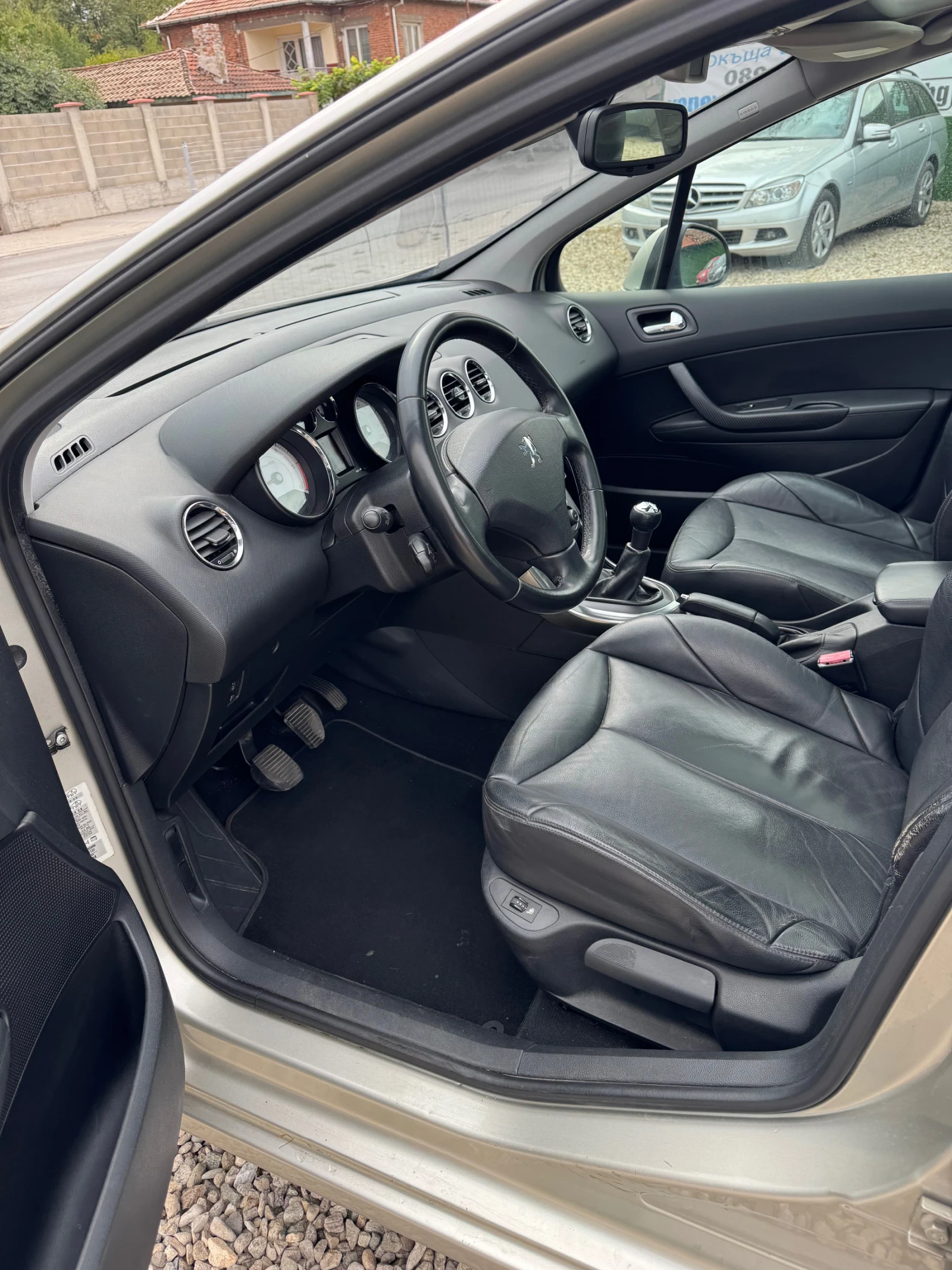 Peugeot 308 Feline / Кожа / Подгрев / Панорама  - изображение 7