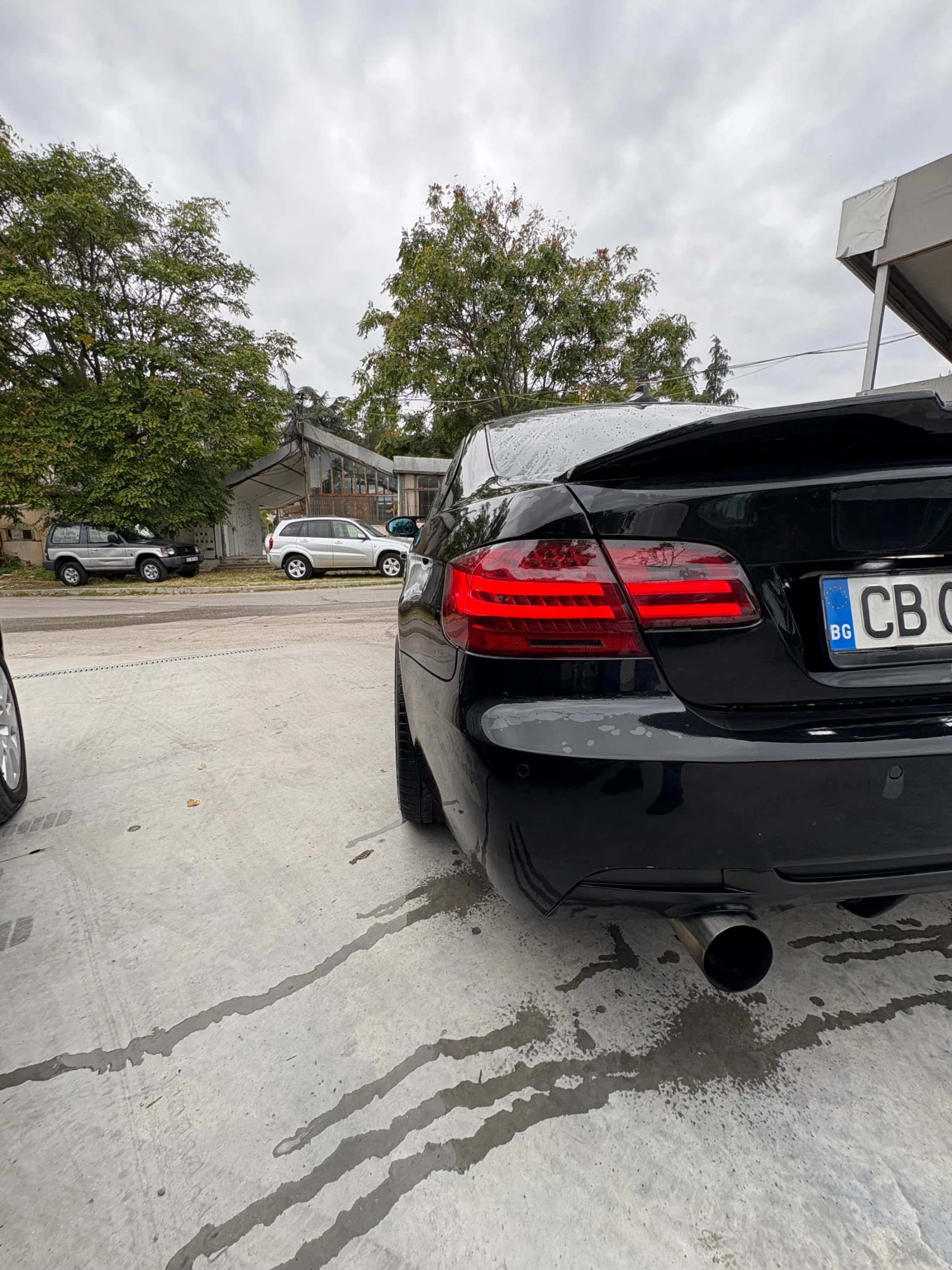 BMW 330  - изображение 6