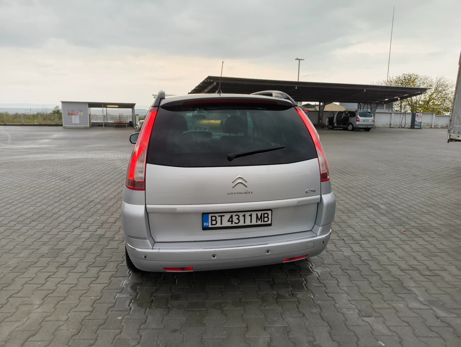 Citroen Grand C4 Picasso 2.0 HDI - изображение 3