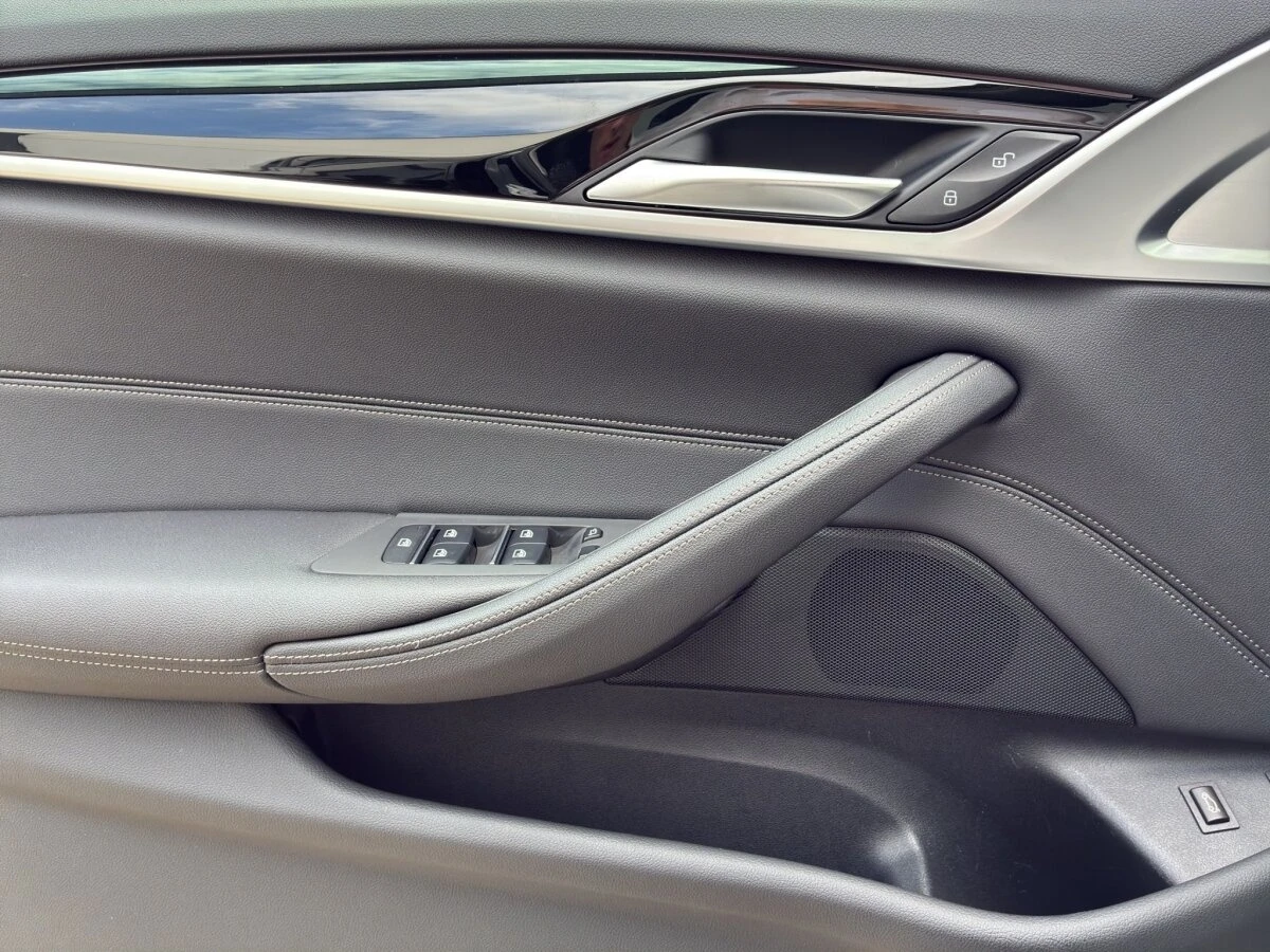 BMW 530 e Plug-in-hybrid packet Shadow line | Mobile.bg � ����������� 13