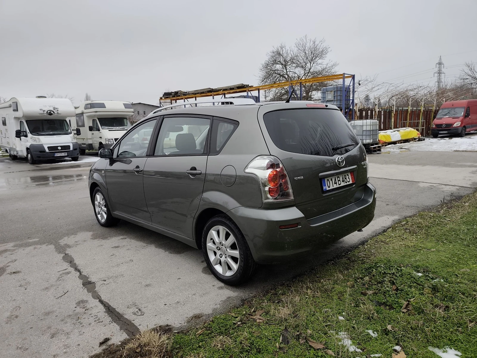 Toyota Corolla verso 1.8i 16V ТОП!!!  - изображение 5