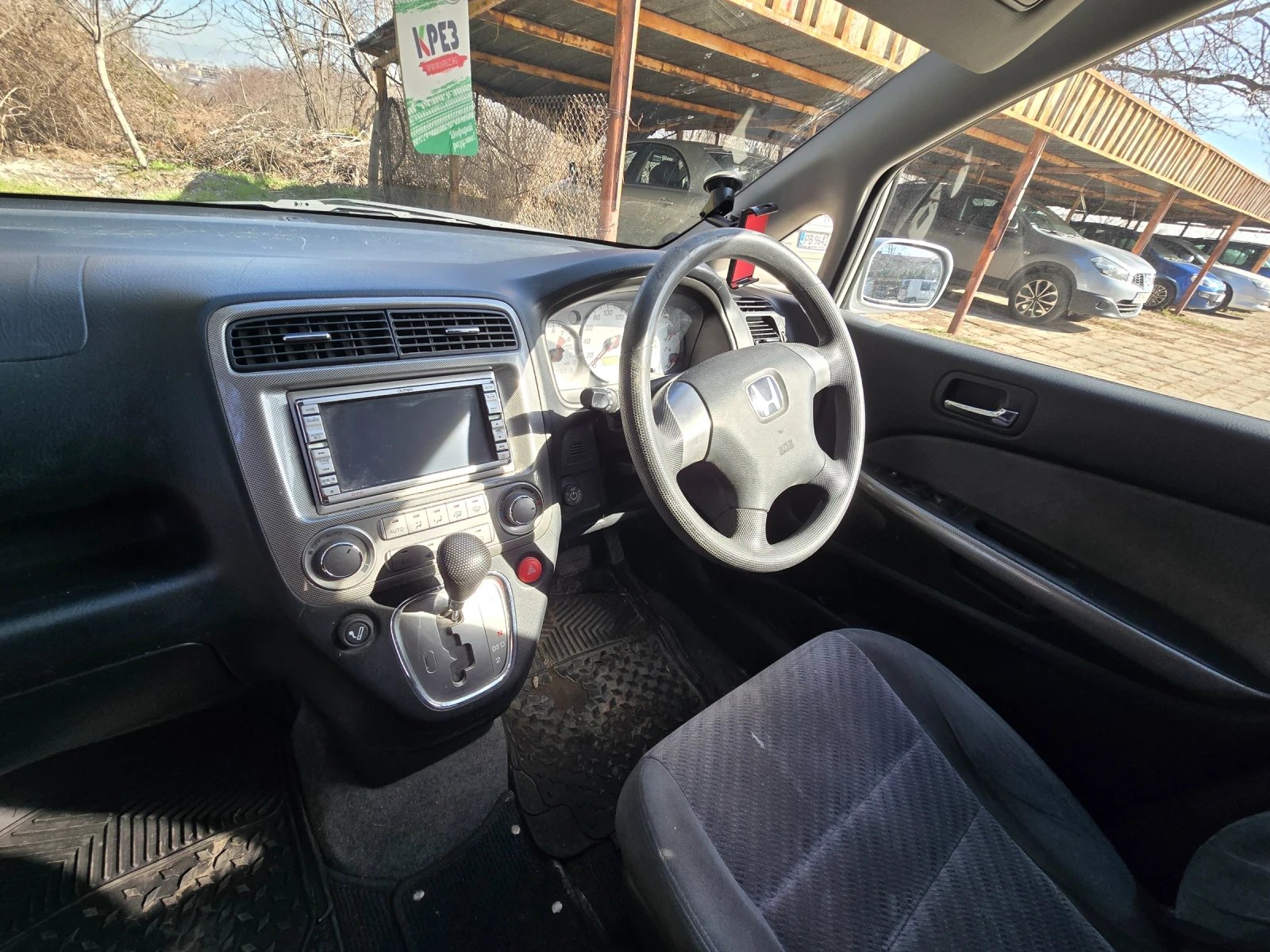 Honda Stream 1.7 АВТОМАТ КЛИМАТРОНИК, снимка 16 - Автомобили и джипове - 53795503