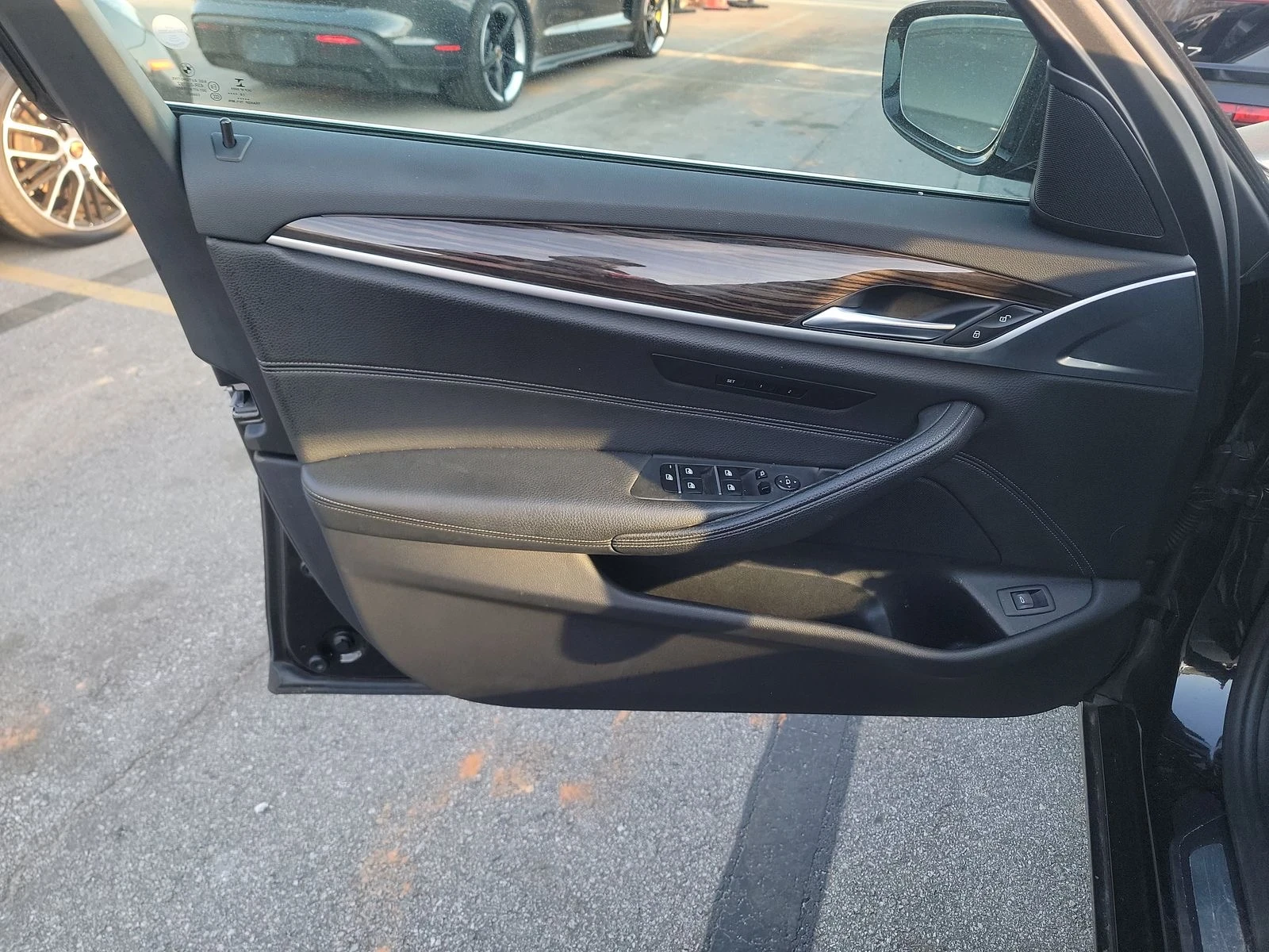 BMW 540 i LUXURY LINE, снимка 10 - Автомобили и джипове - 53956274