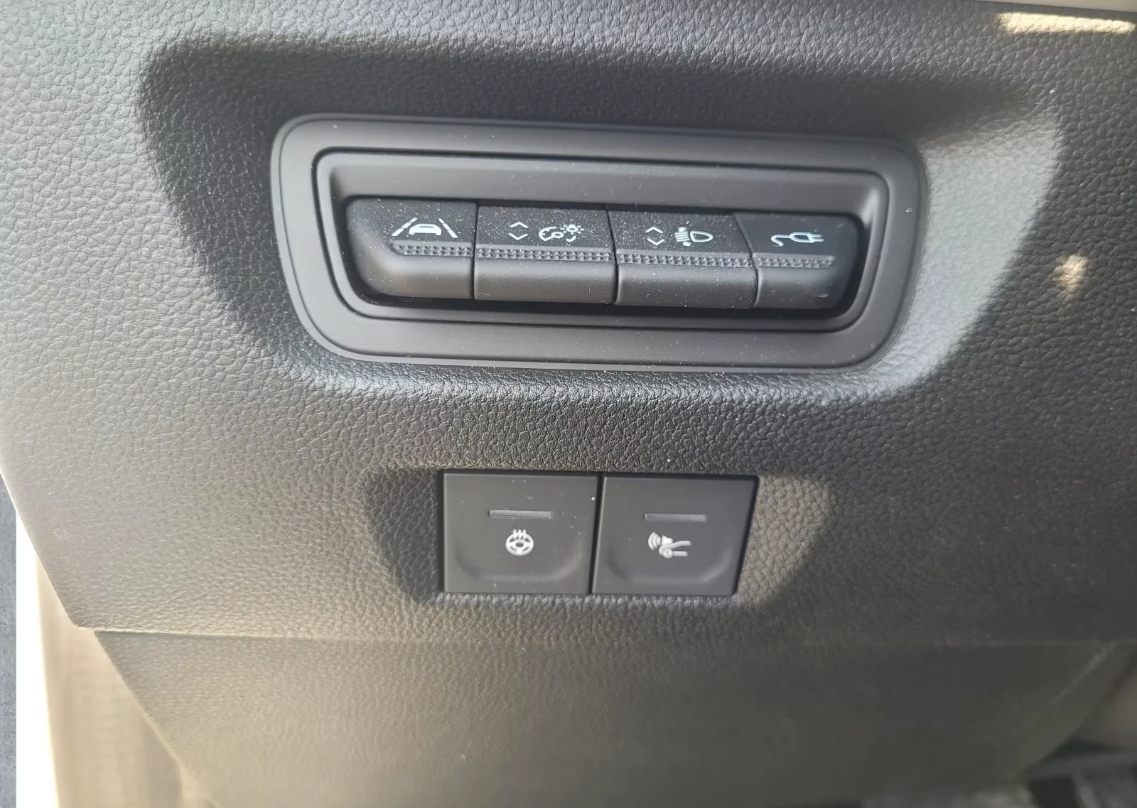 Renault Zoe R 135* 52kWh* E-Tech* LED* CARPLAY* CAMERA* KEYLES, снимка 10 - Автомобили и джипове - 53969895