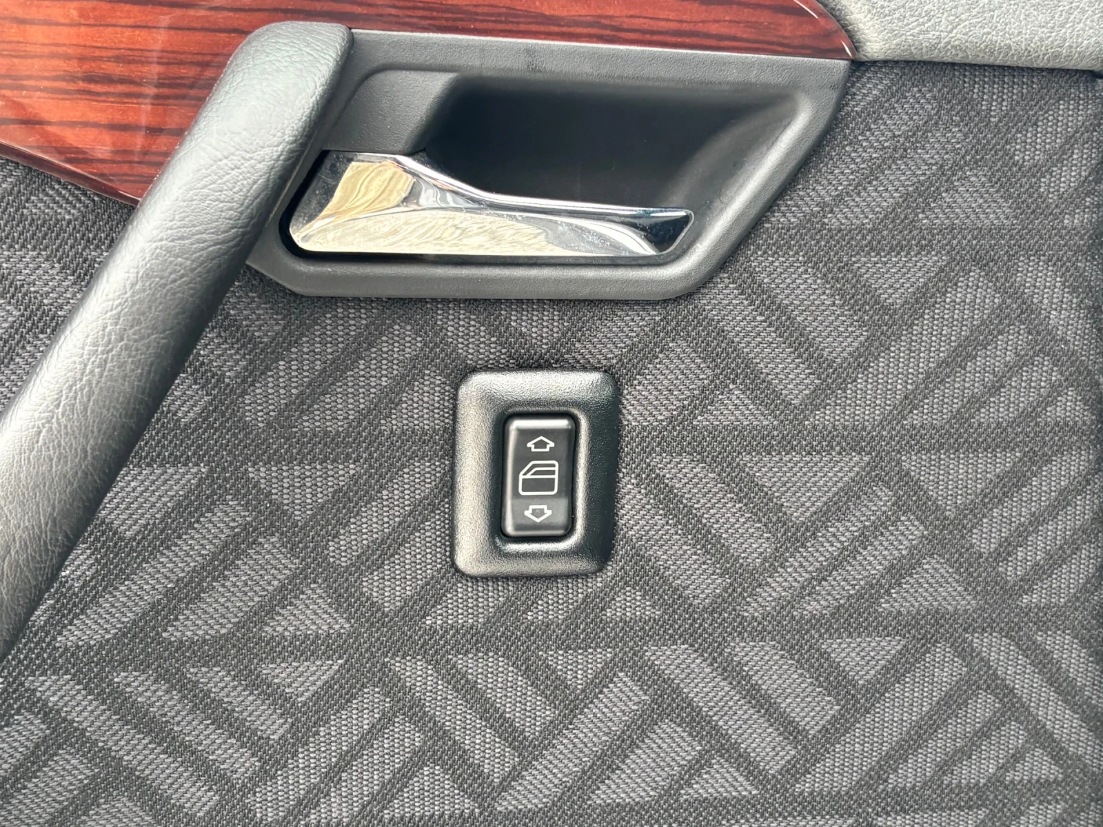 Mercedes-Benz C 180 C 180/ELEGANCE/TOP, снимка 12 - Автомобили и джипове - 53981726