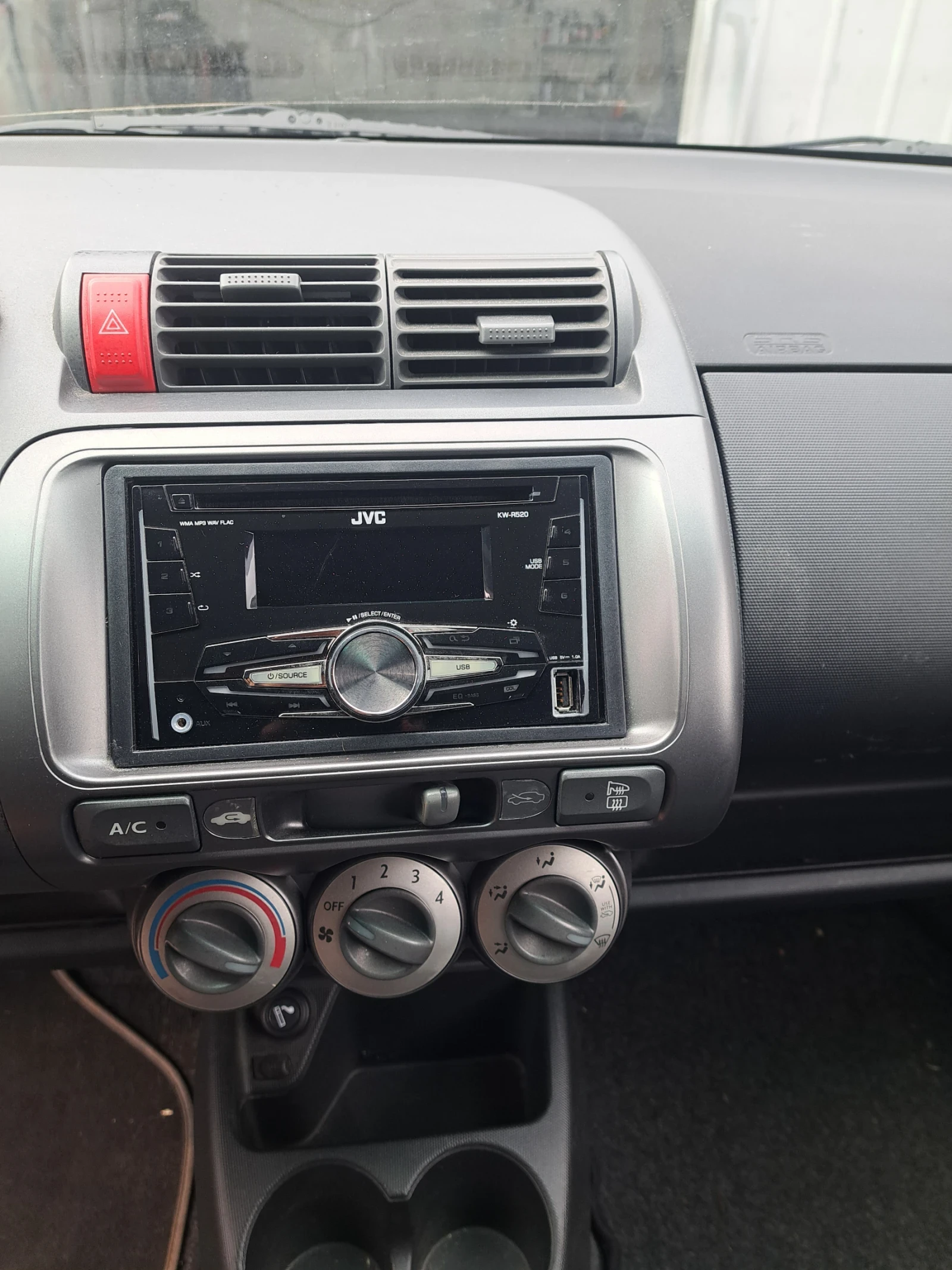 Honda Jazz, снимка 5 - Автомобили и джипове - 54071542