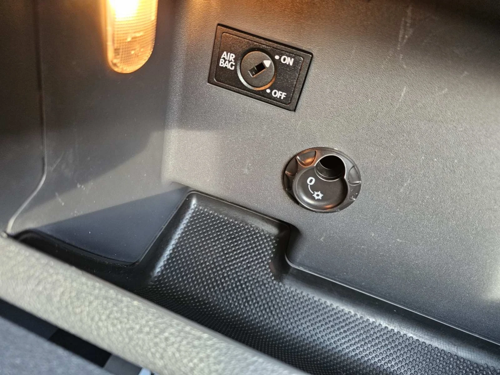 VW Touran 1.9 TDI/ 105 �.�. FREESTYLE/ FACELIFT/ �������� | Mobile.bg � ����������� 15