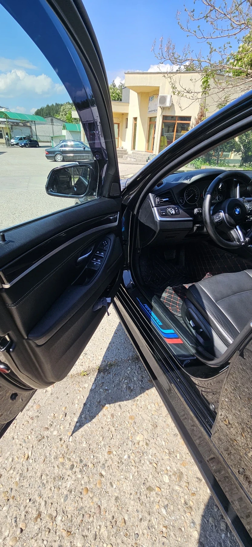 BMW 520 2015, снимка 13 - Автомобили и джипове - 54528556