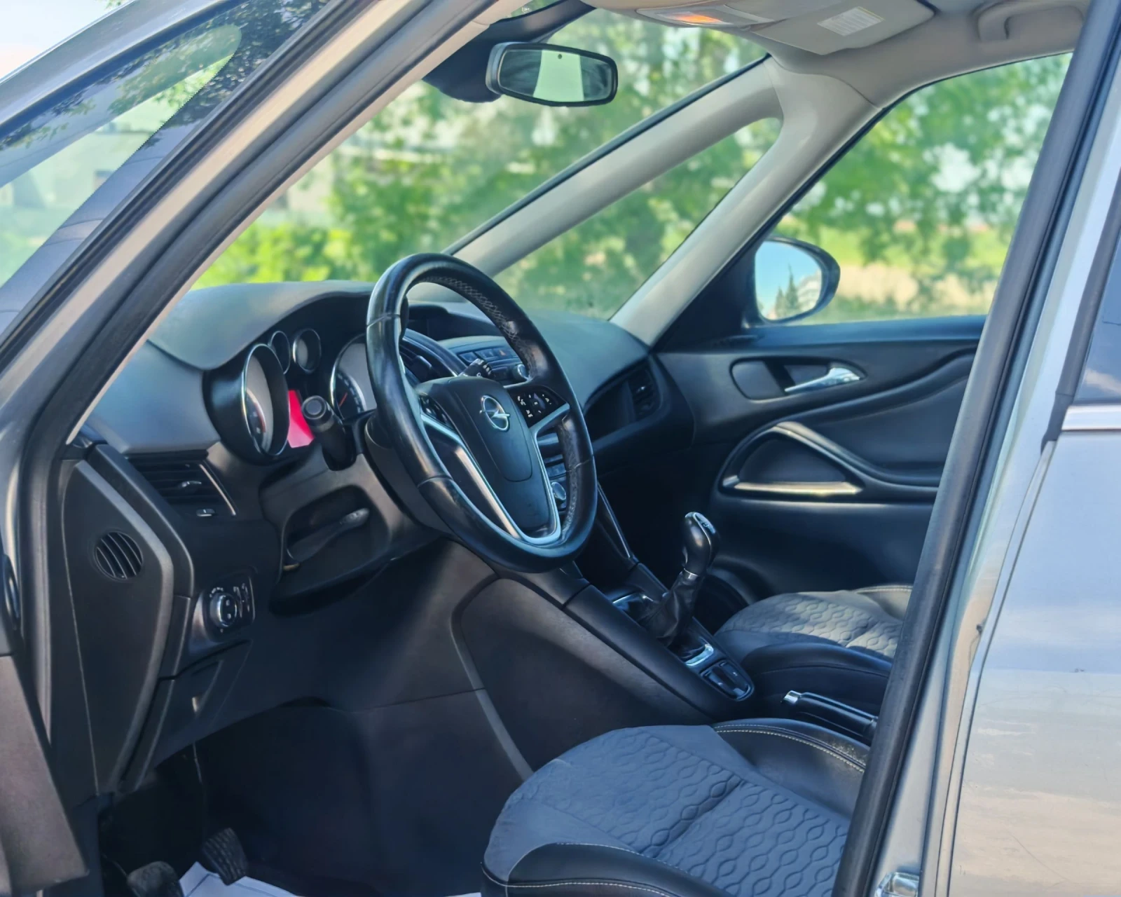 Opel Zafira 1.4 140 К.С. ГАЗ БЕНЗИН!ТУРБО! , снимка 8 - Автомобили и джипове - 54727694