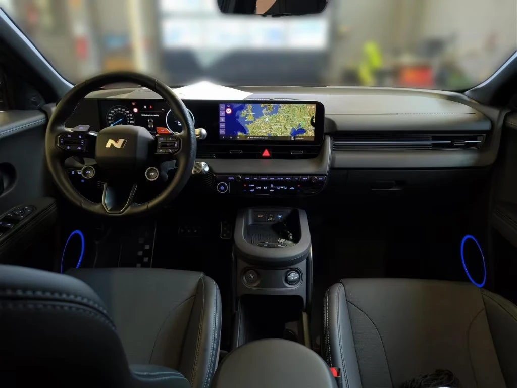 Hyundai Ioniq 5 4X4/609HP/84kWh/N-PERFORMANCE/HUD/360/KLESS/476z, снимка 10 - Автомобили и джипове - 54864767