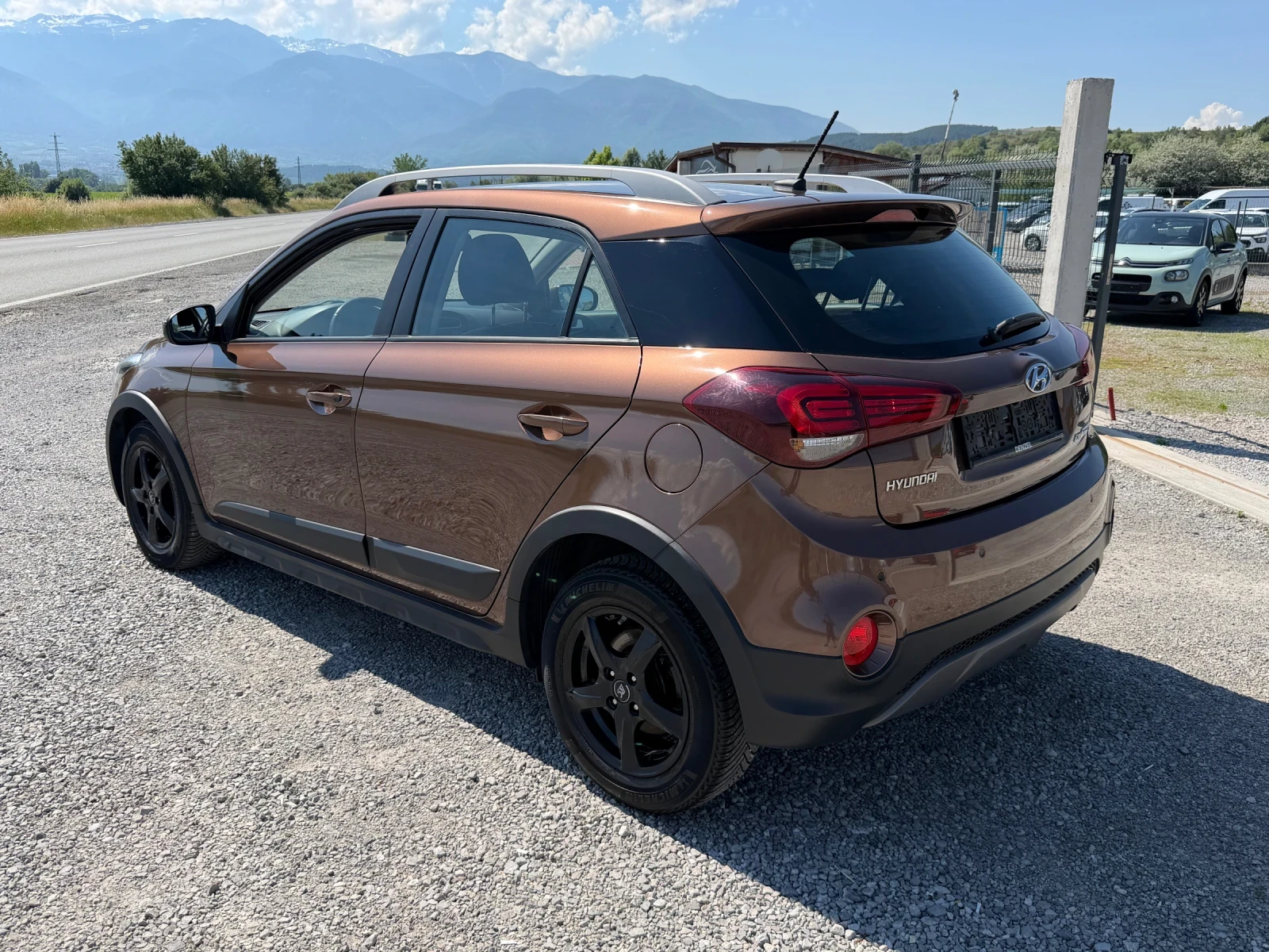 Hyundai I20 ACTIVE 1.0T FACELIFT APPLE CARPLAY CAMERA EURO 6, снимка 8 - Автомобили и джипове - 54884712