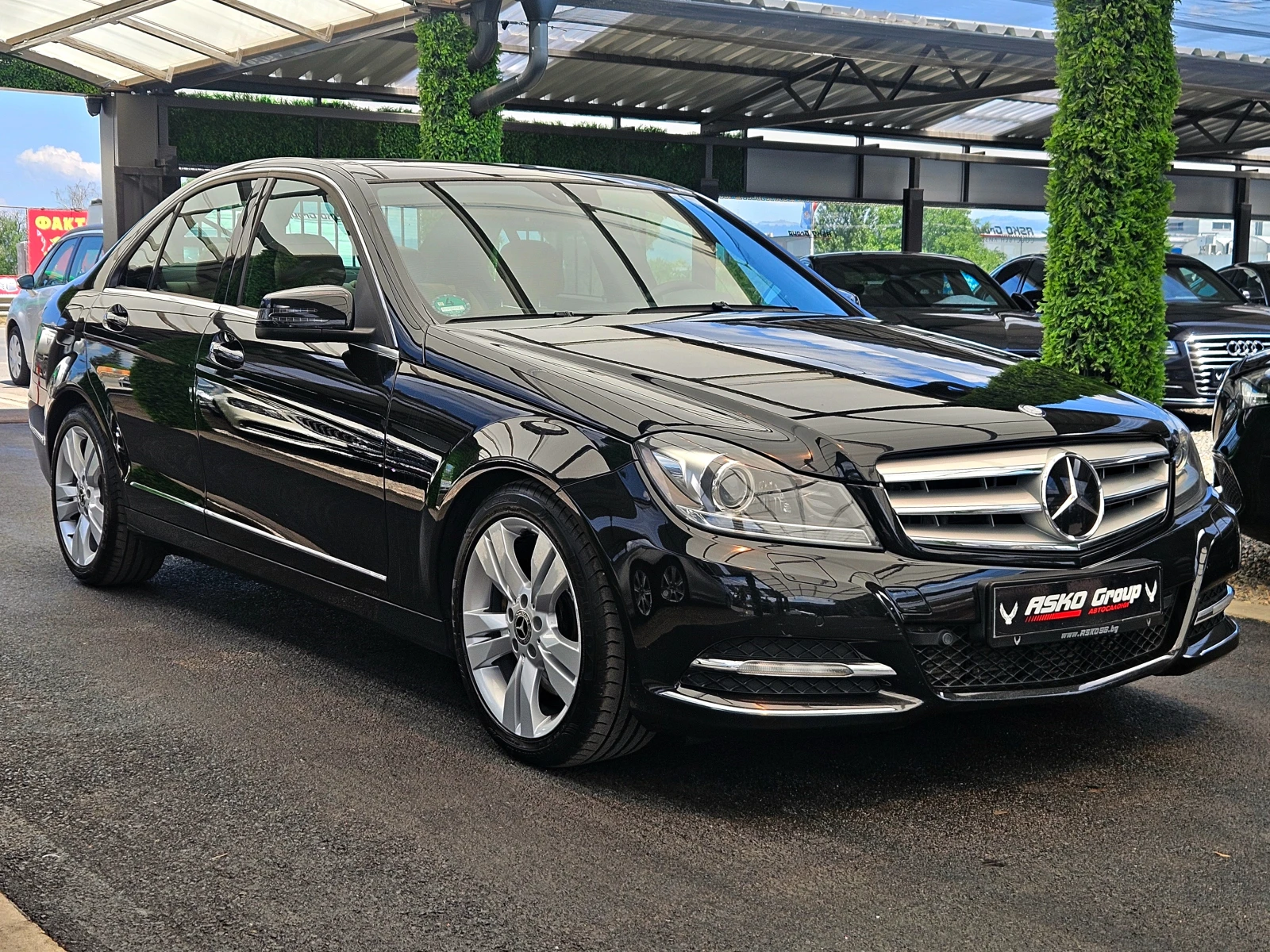 Mercedes-Benz C 300 AMG/4MATIC/GERMANY/DISTR/PANO/ПОДГРЕВ/LANE KEEP/LI, снимка 3 - Автомобили и джипове - 55102676