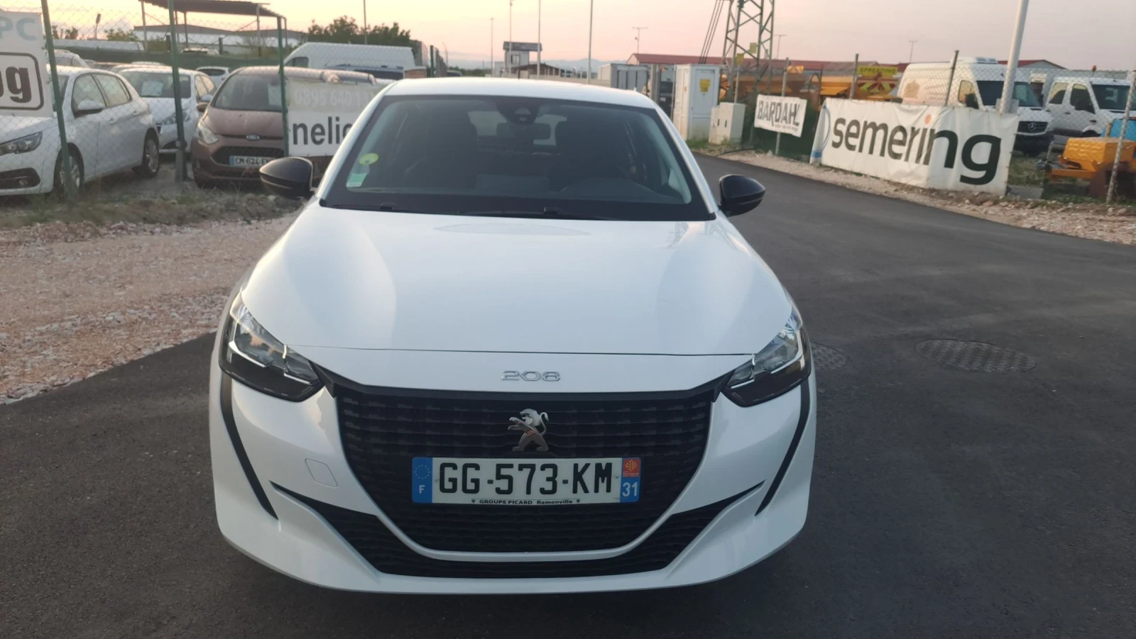 Peugeot 208 1.5 BLUE HDI, снимка 2 - Автомобили и джипове - 55189401