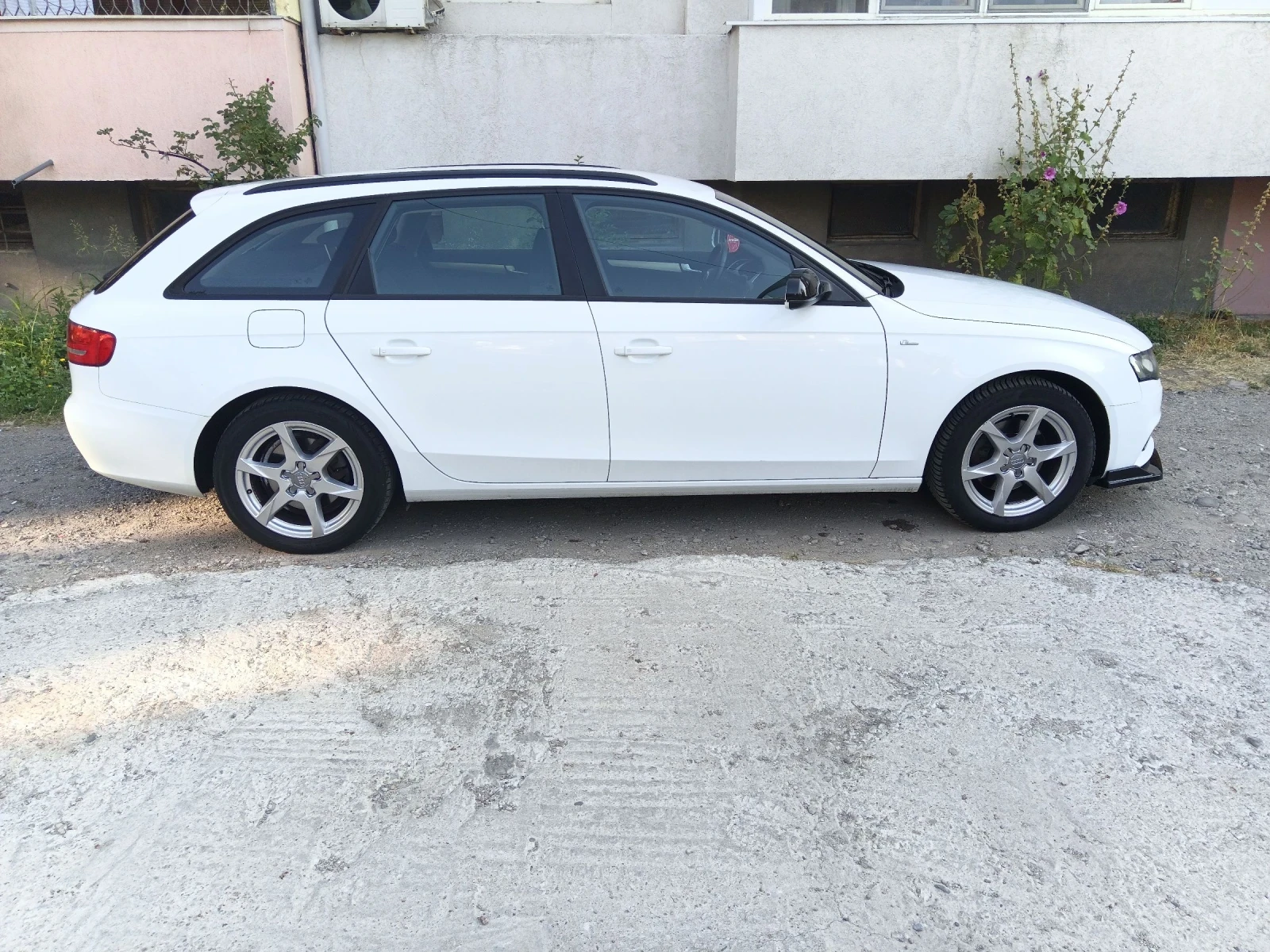 Audi A4 B8 170к.с., снимка 4 - Автомобили и джипове - 55357351