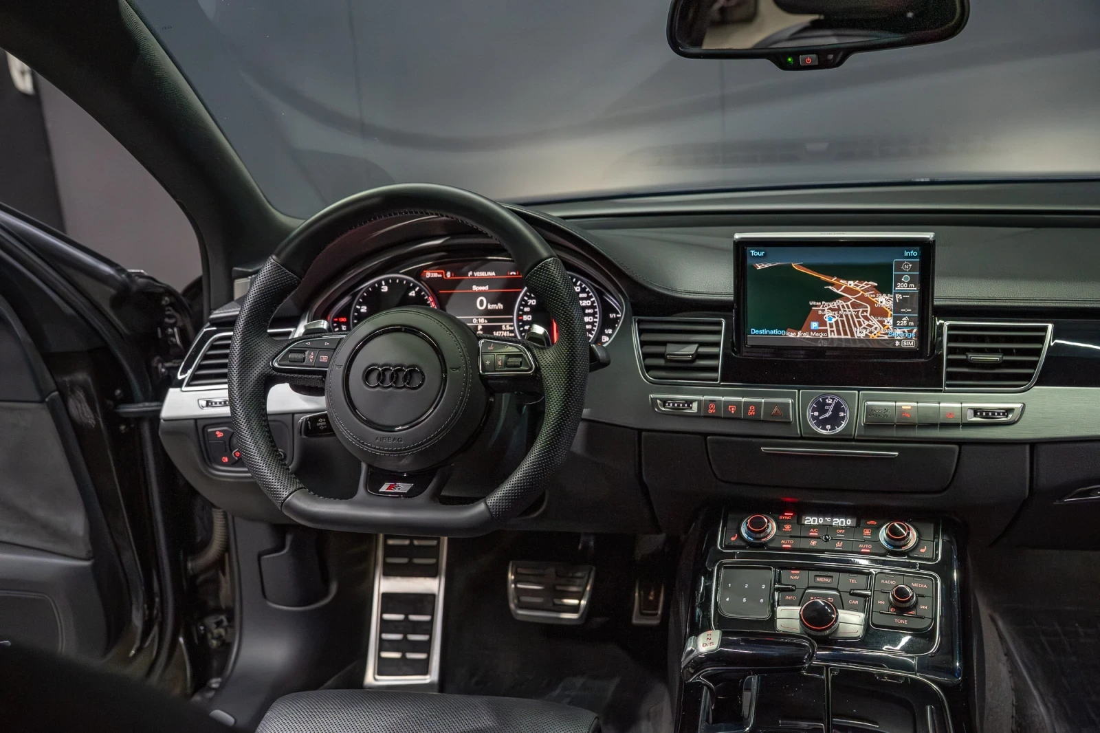 Audi A8 4.2TDI /S8 OPTIK/ MATRIX/ 3xTV/ BOSE/MEMORY/F1/, снимка 9 - Автомобили и джипове - 55425429