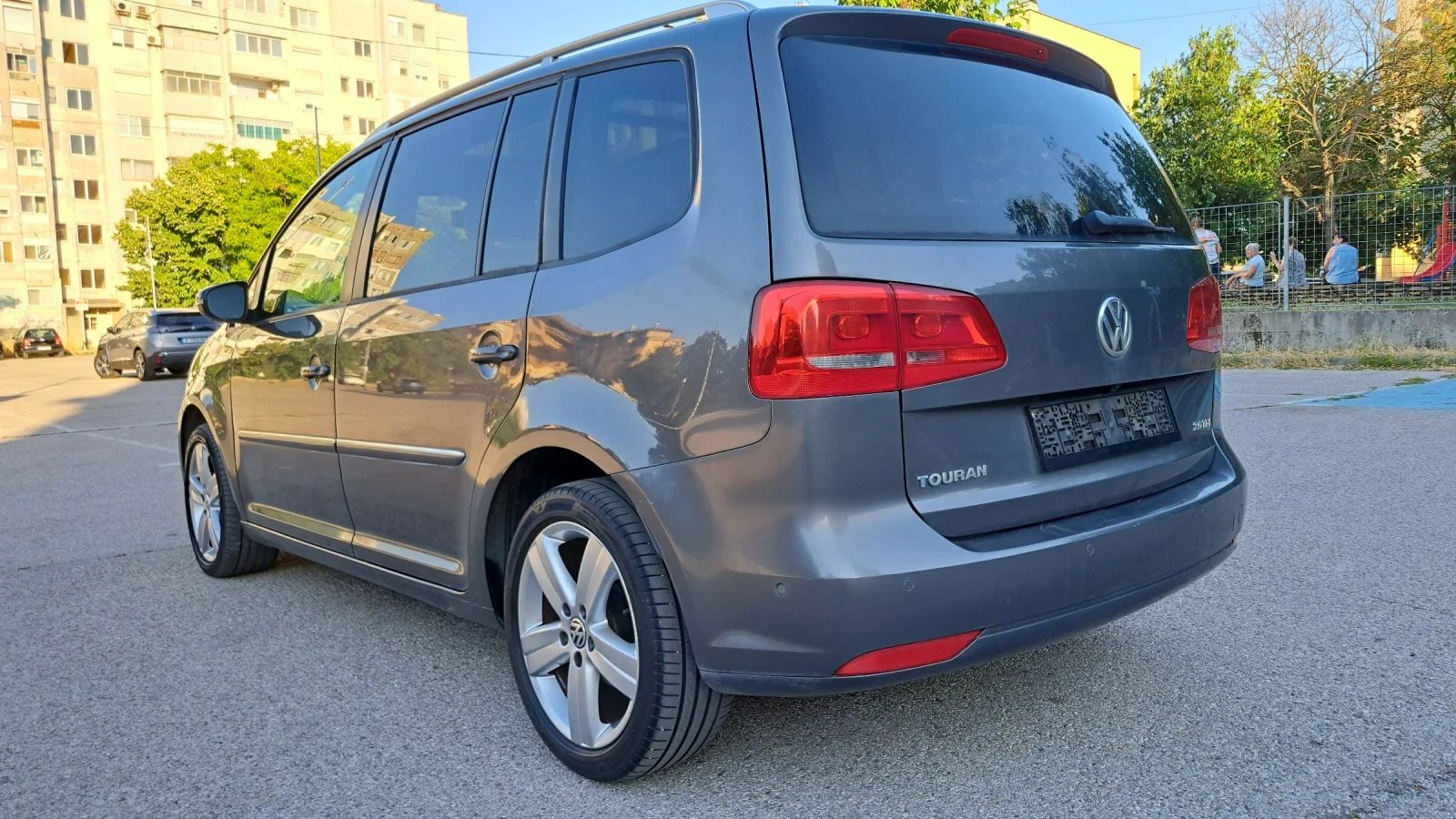 VW Touran 2.0 tdi, dsg, 170 hp, 6+ 1, снимка 3 - Автомобили и джипове - 55512773
