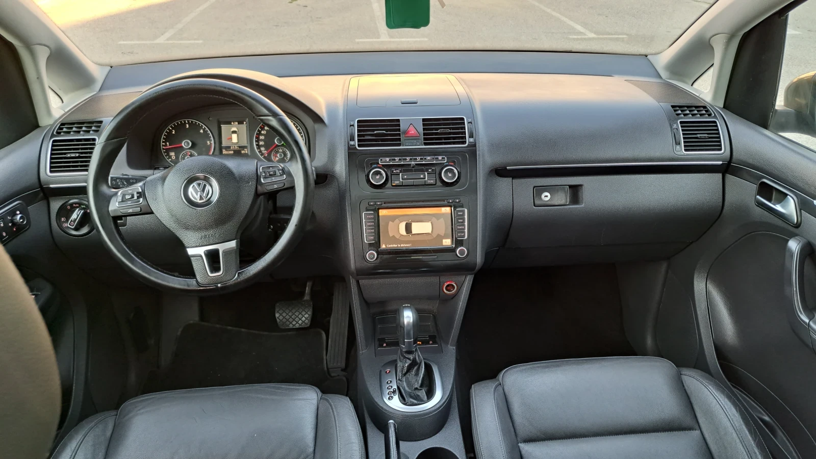 VW Touran 2.0 tdi, dsg, 170 hp, 6+ 1, снимка 9 - Автомобили и джипове - 55512773