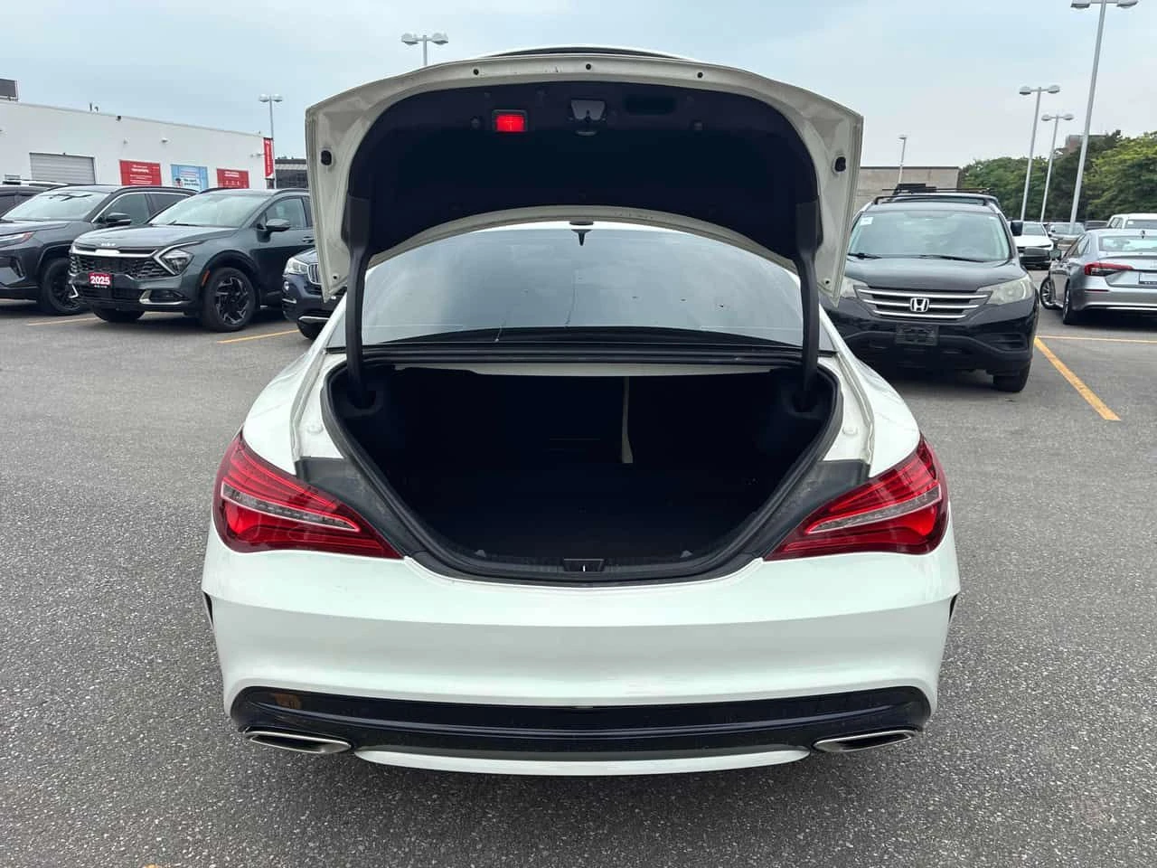 Mercedes-Benz CLA * 250* * АВТОКРЕДИТ БЕЗ ПЪРВОНАЧАЛНА ВНОСКА* , снимка 15 - Автомобили и джипове - 55642350