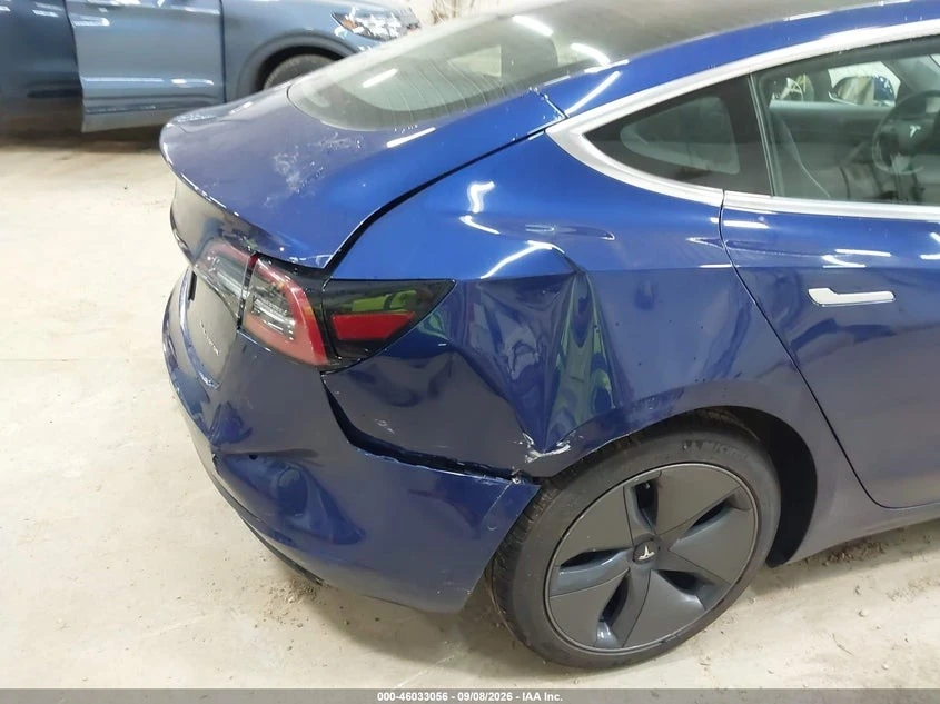 Tesla Model 3 LONG RANGE* DUAL MOTOR* КОЖА* ПОДГРЕВ* ПАНО* КАМЕР, снимка 6 - Автомобили и джипове - 56211417