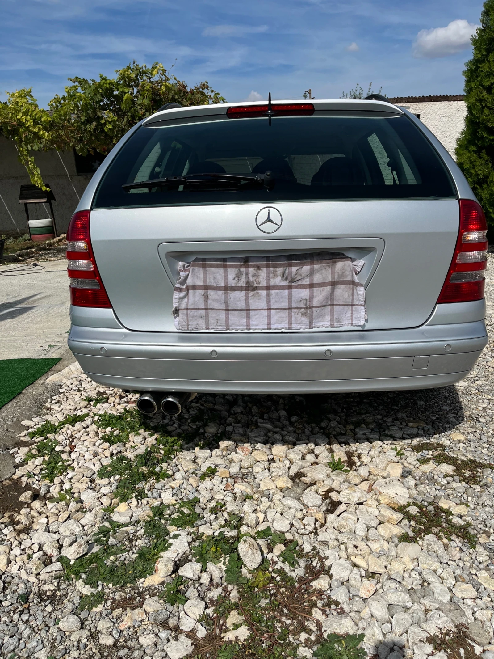 Mercedes-Benz C 220, снимка 2 - Автомобили и джипове - 56309472