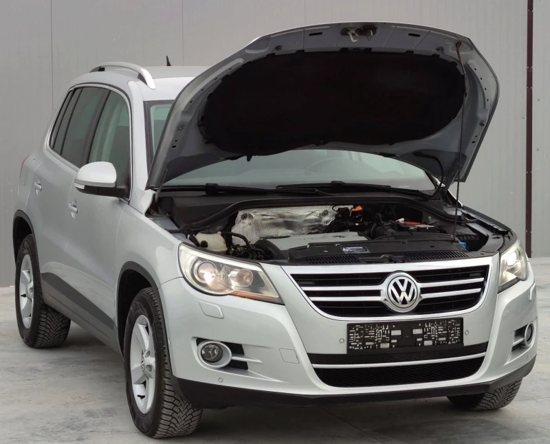 VW Tiguan 2.0TDI* 4-Motion* , снимка 17 - Автомобили и джипове - 45798080