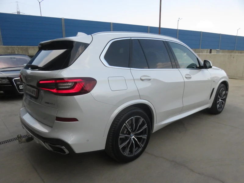 BMW X5 40d xDrive, M-Paket, Памет, Вакуми, Laser, Keyless, снимка 3 - Автомобили и джипове - 47158202