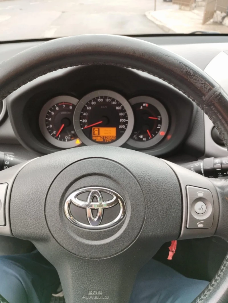 Toyota Rav4 2.0 Crossover бензин/газ 4х4, снимка 9 - Автомобили и джипове - 47221058