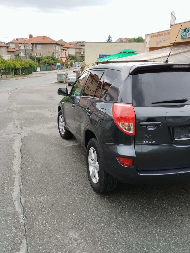 Toyota Rav4 2.0 Crossover бензин/газ 4х4, снимка 2 - Автомобили и джипове - 47221058