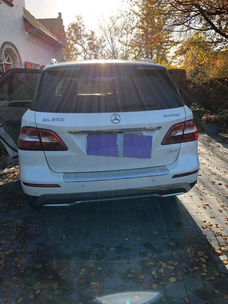 Mercedes-Benz ML 350, снимка 3 - Автомобили и джипове - 48067585