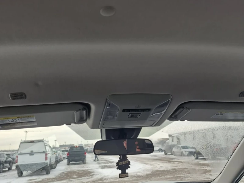 Toyota Rav4 * LE * ПОДГРЕВ * ОТ ЛИЗЕНЗИРАНО ПРЕДСТАВИТЕЛСТВО, снимка 12 - Автомобили и джипове - 53465593