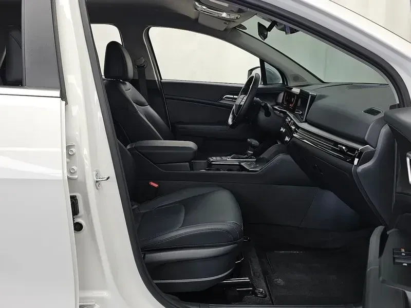 Kia Sportage, снимка 7 - Автомобили и джипове - 55095137