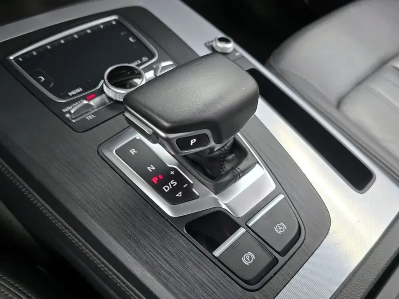 Audi Q5 (Fy) 45 Tfsi Quattro, снимка 9 - Автомобили и джипове - 55133249